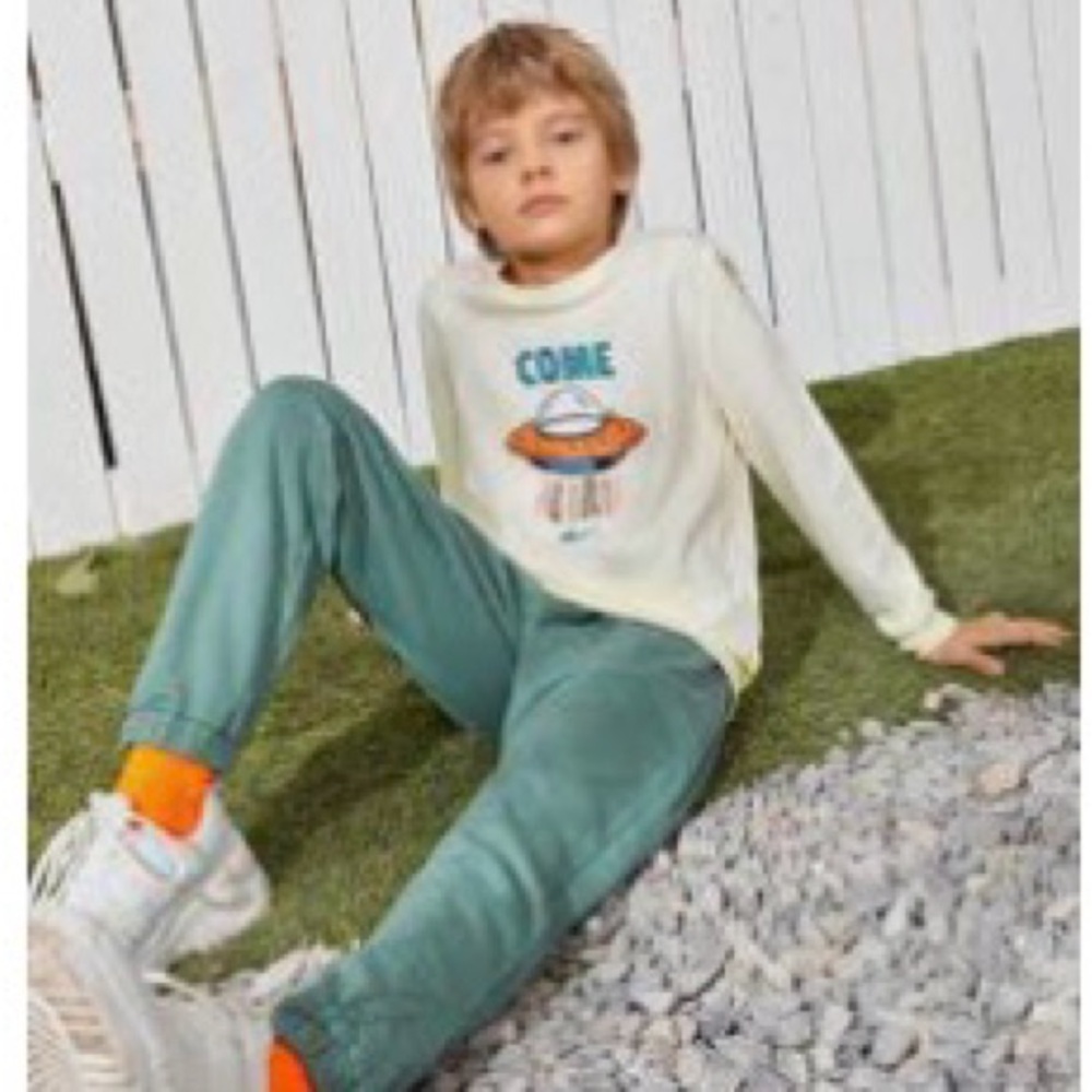 spaceship print Sweatshirt and sweatpants set 7Y